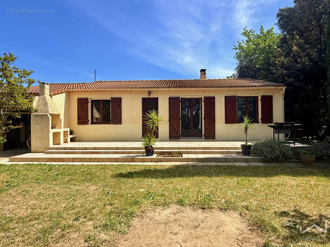 Maison à BOLLENE