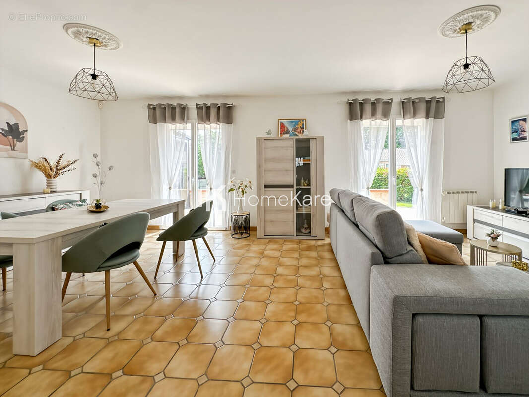 Maison 110 m² à Boussens  - photo 3