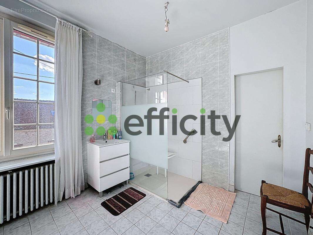 Maison à LUMIGNY-NESLES-ORMEAUX