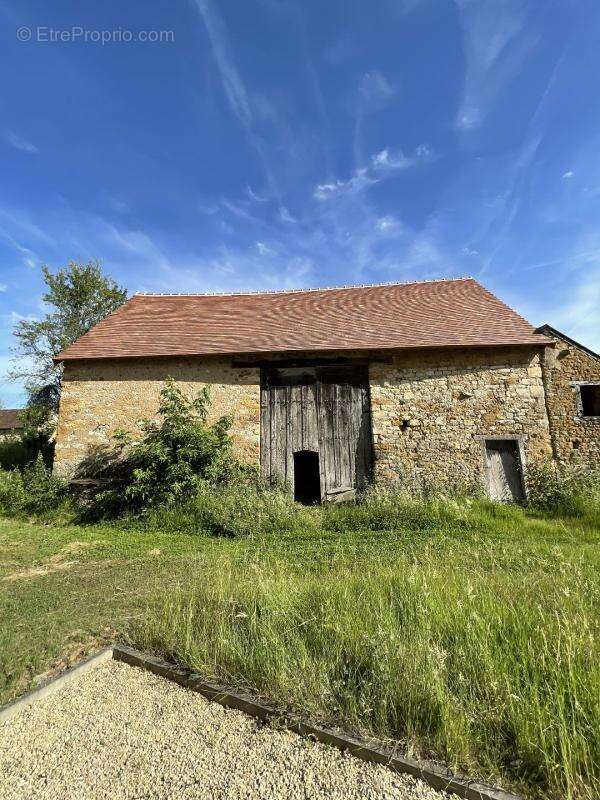 Maison à LIGNAC