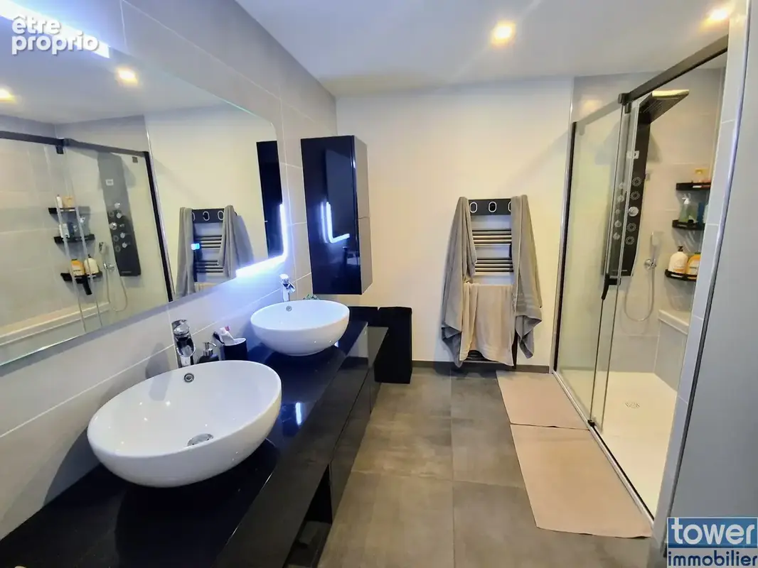 Appartement 3 pièces avec grand jardin, garage et stationnements - photo 11