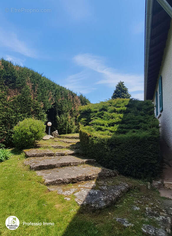 Maison à CHAUFFAILLES