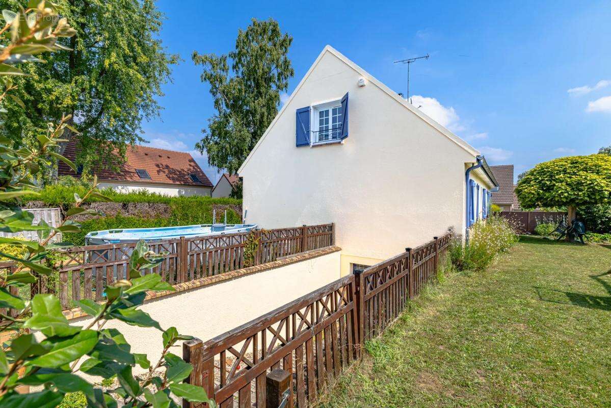 Maison à ORRY-LA-VILLE