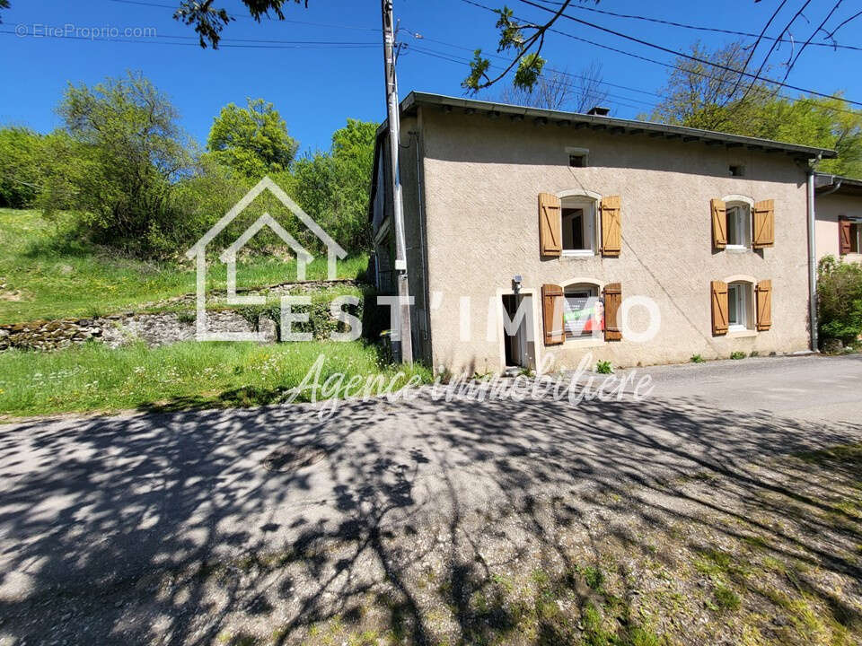 Maison à VALFROICOURT