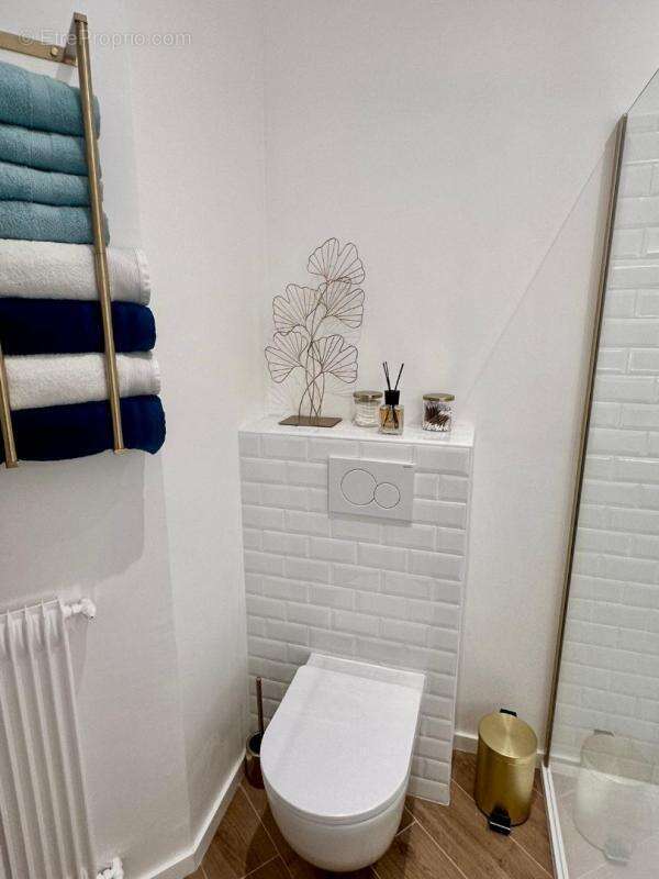 Appartement à VILLENEUVE-LOUBET