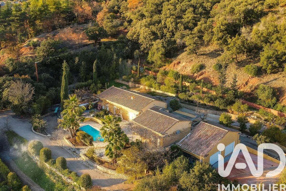 Photo 2 - Maison à LA MOTTE