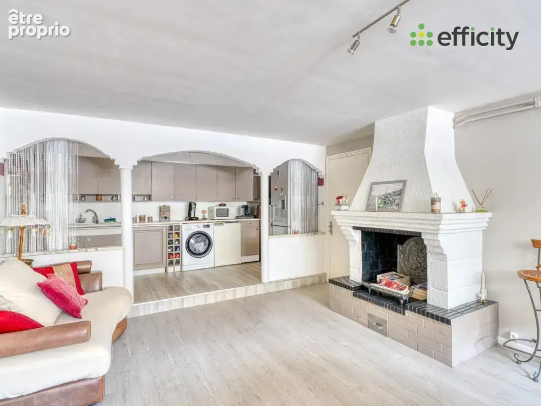 Maison 9 pièces 205 m² à vendre à Chavanoz (38230) - photo 14