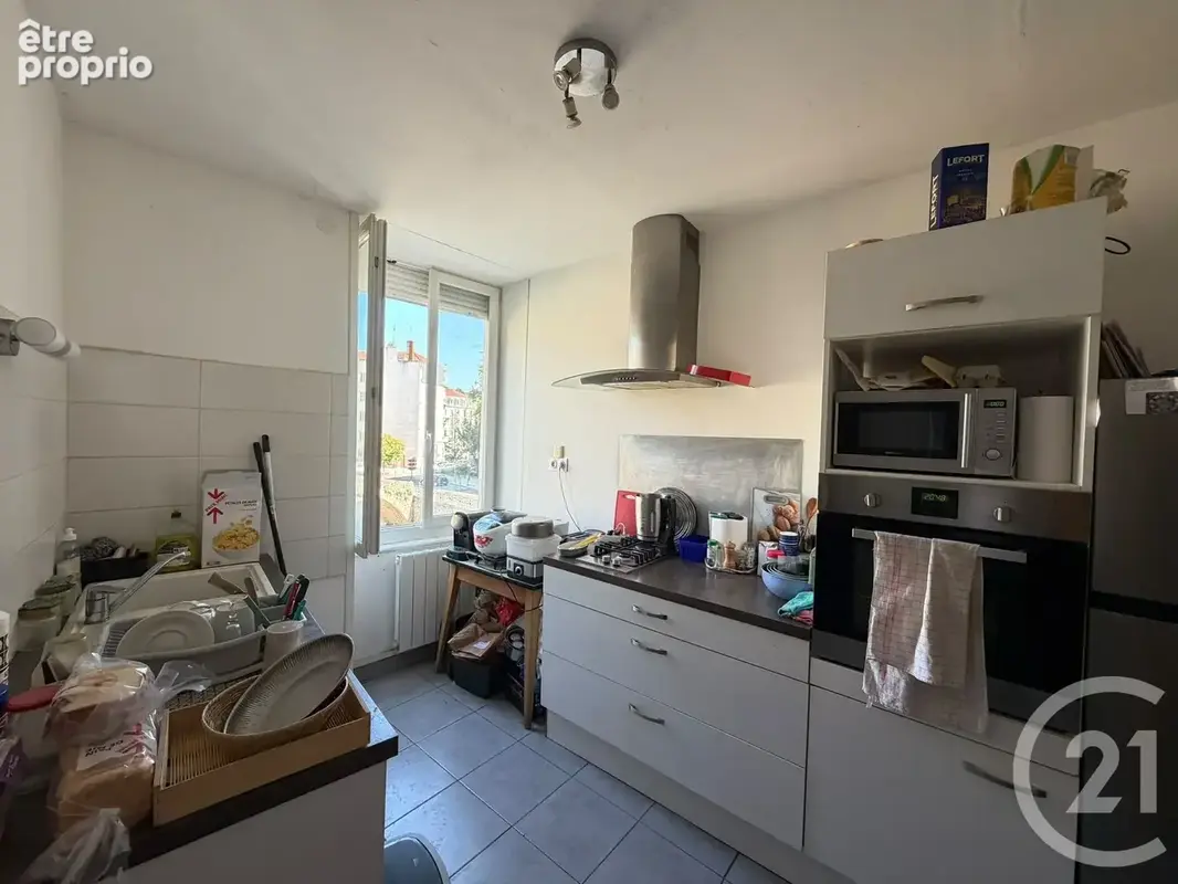 Appartement 44 m² à Annonay  - photo 2