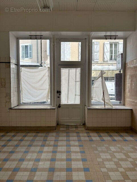 Commerce 34 m² à Pau  - photo 2