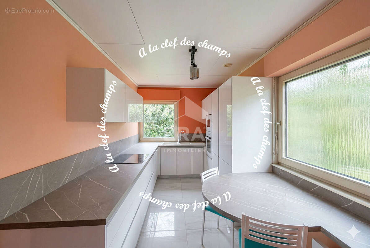 Maison à GIF-SUR-YVETTE