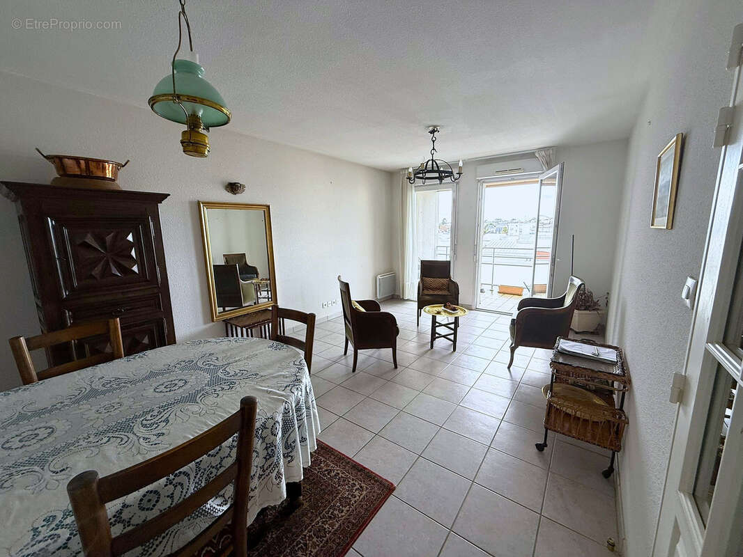 Appartement à JOUE-LES-TOURS