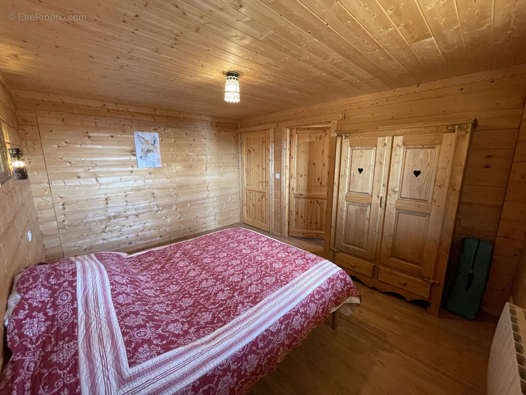 Maison à LAVEISSIERE