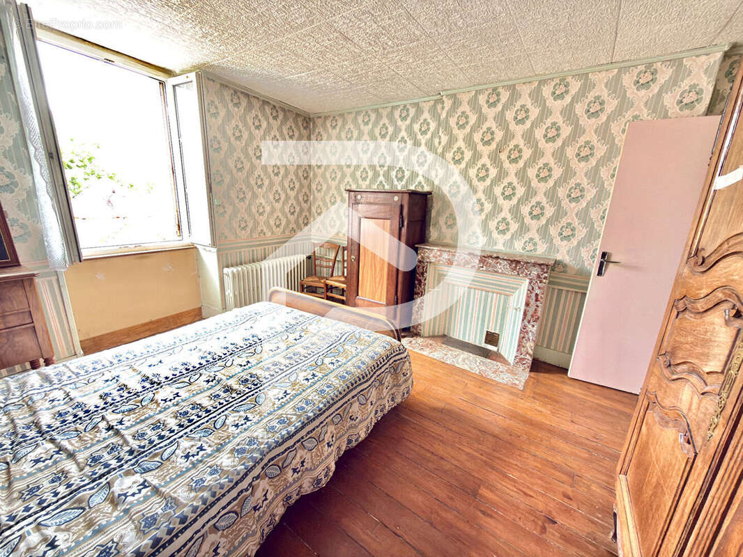 Maison Rochetaillée  8 pièce(s) - photo 11