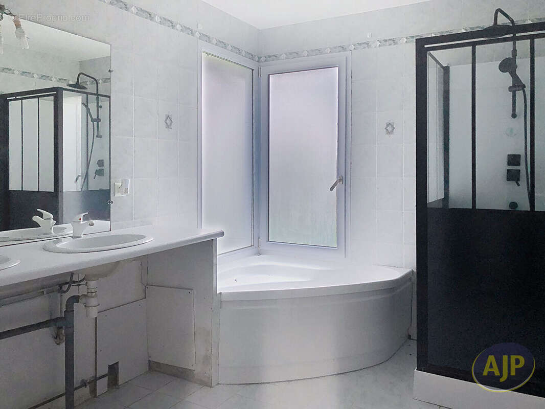 Maison à MAULEVRIER