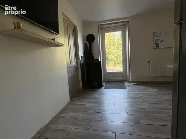 A vendre Belle maison 242 m2 à Cheffois 5 chambres avec Piscine - photo 6