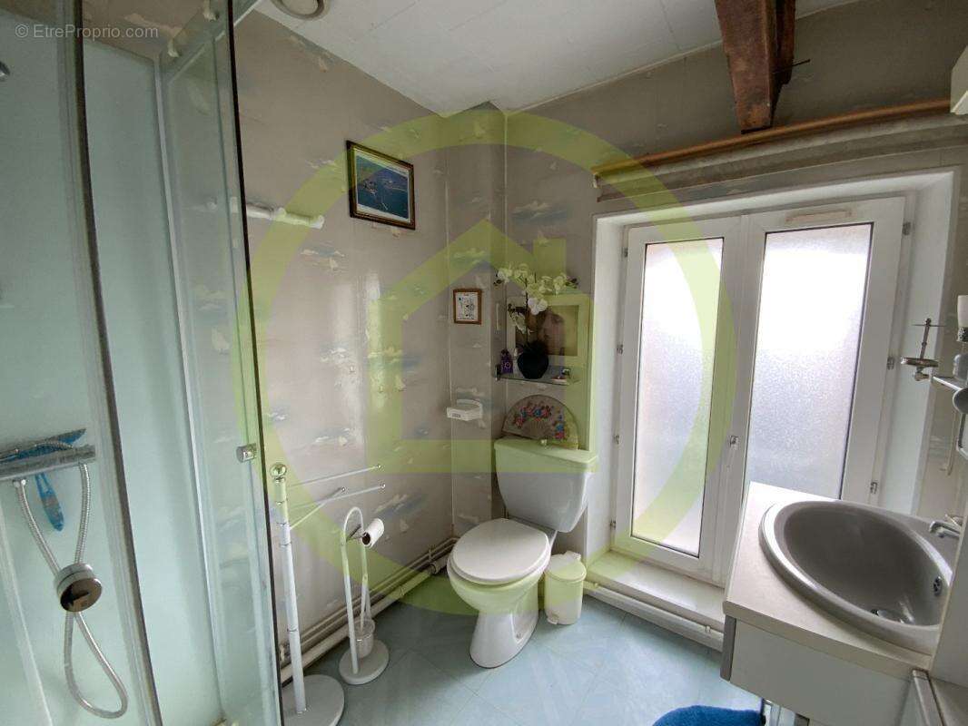 Maison à GENOUILLAC