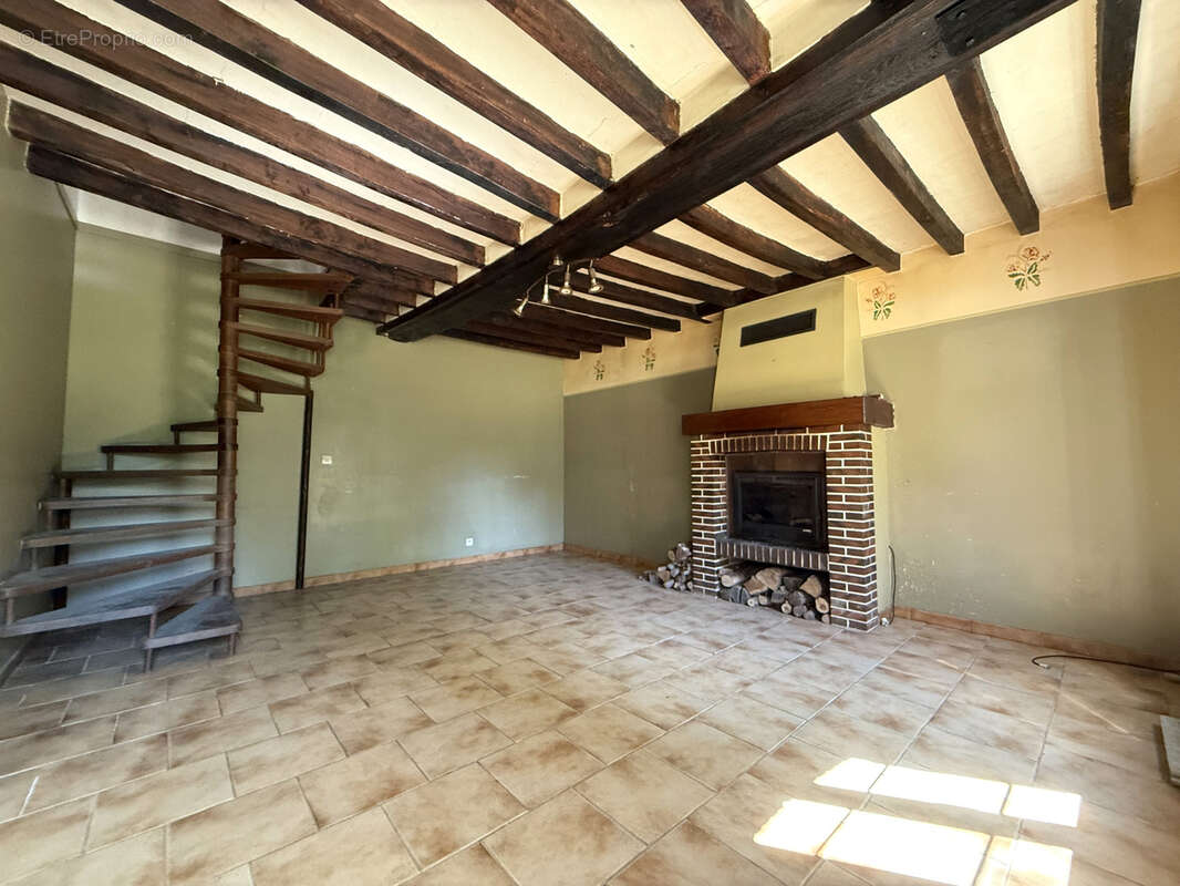 Maison à LONGNY-AU-PERCHE