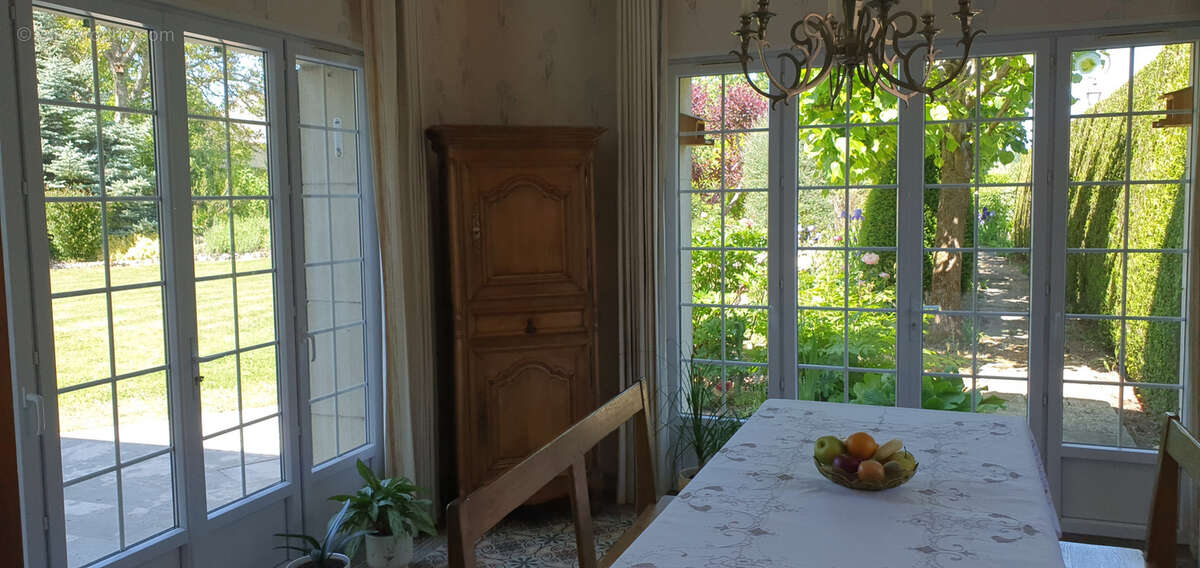 Maison à CRUGNY