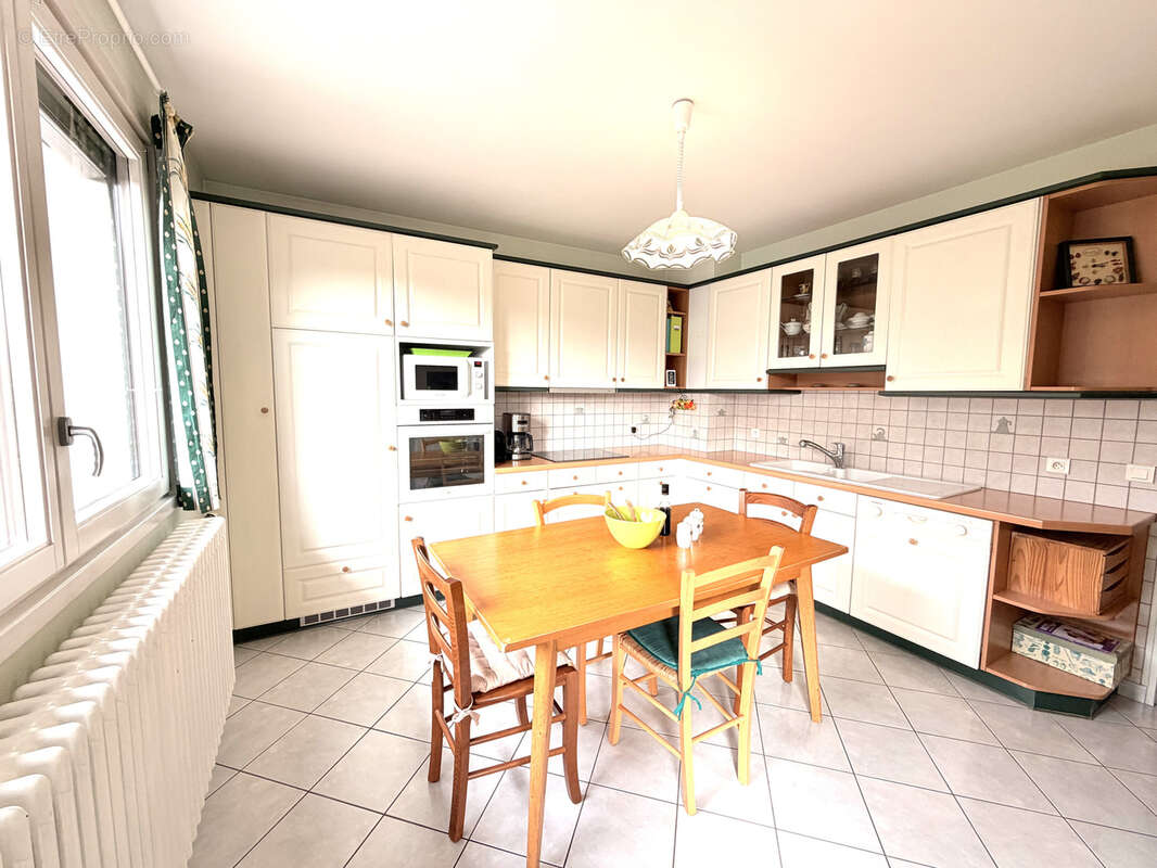 Maison à LA CLUSE-ET-MIJOUX