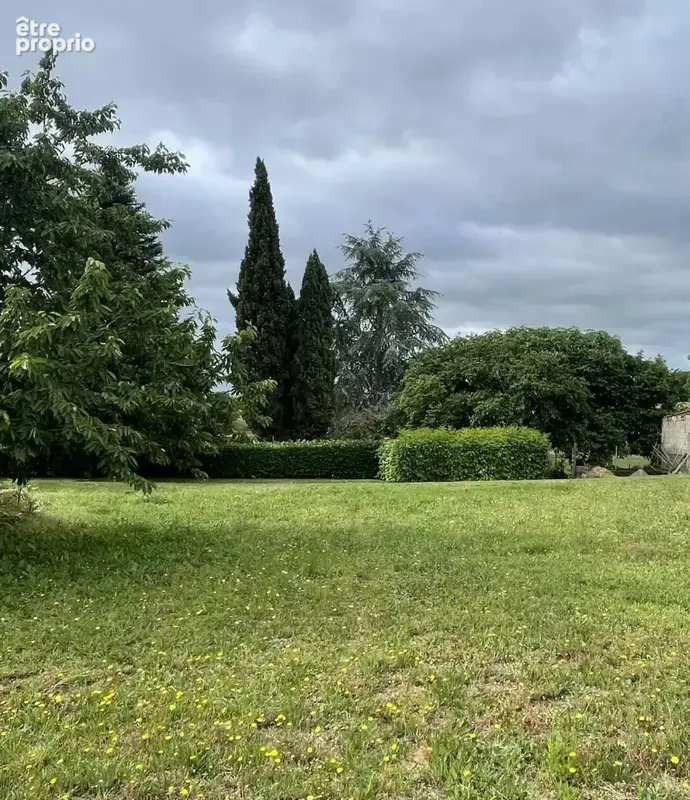 Terrain à MARTRES