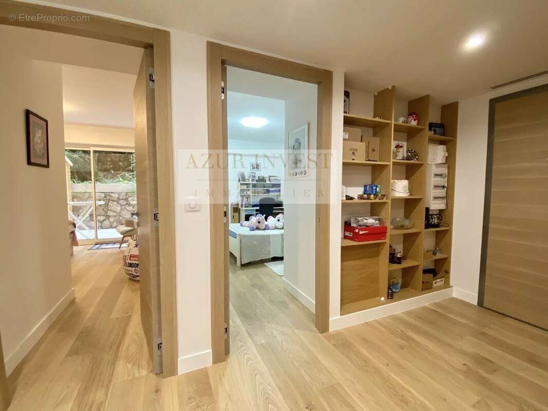 Appartement à ROQUEBRUNE-CAP-MARTIN