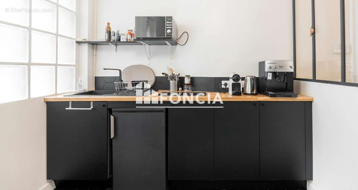 Appartement à PARIS-10E