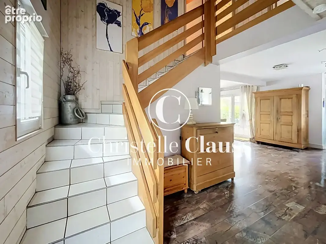 Maison Contemporaine avec Jardin et Terrasse - photo 6