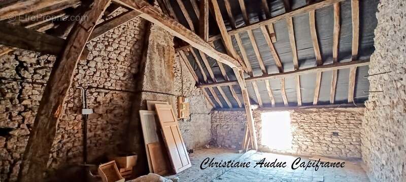 Saint Bonnet de Joux. Investissement locatif. Maison avec locataire en place, 3 pièces, 70 m², avec cour, sur terrain de 191 m² - photo 11