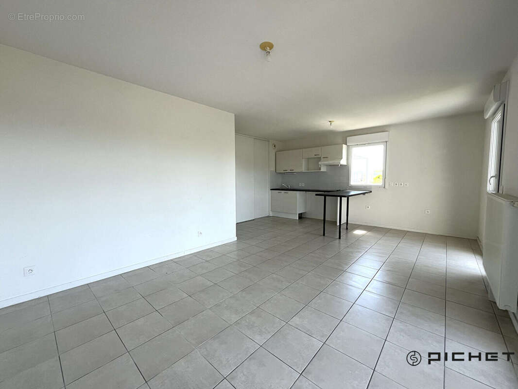 Appartement Bayonne 3 pièce(s) 65 m2 - photo 2