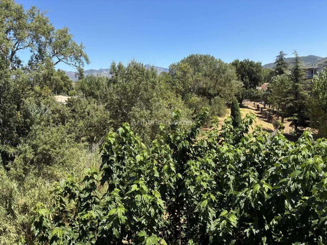 Vente Appartement Aubagne(13400) 168 000ï¿œ - photo 2