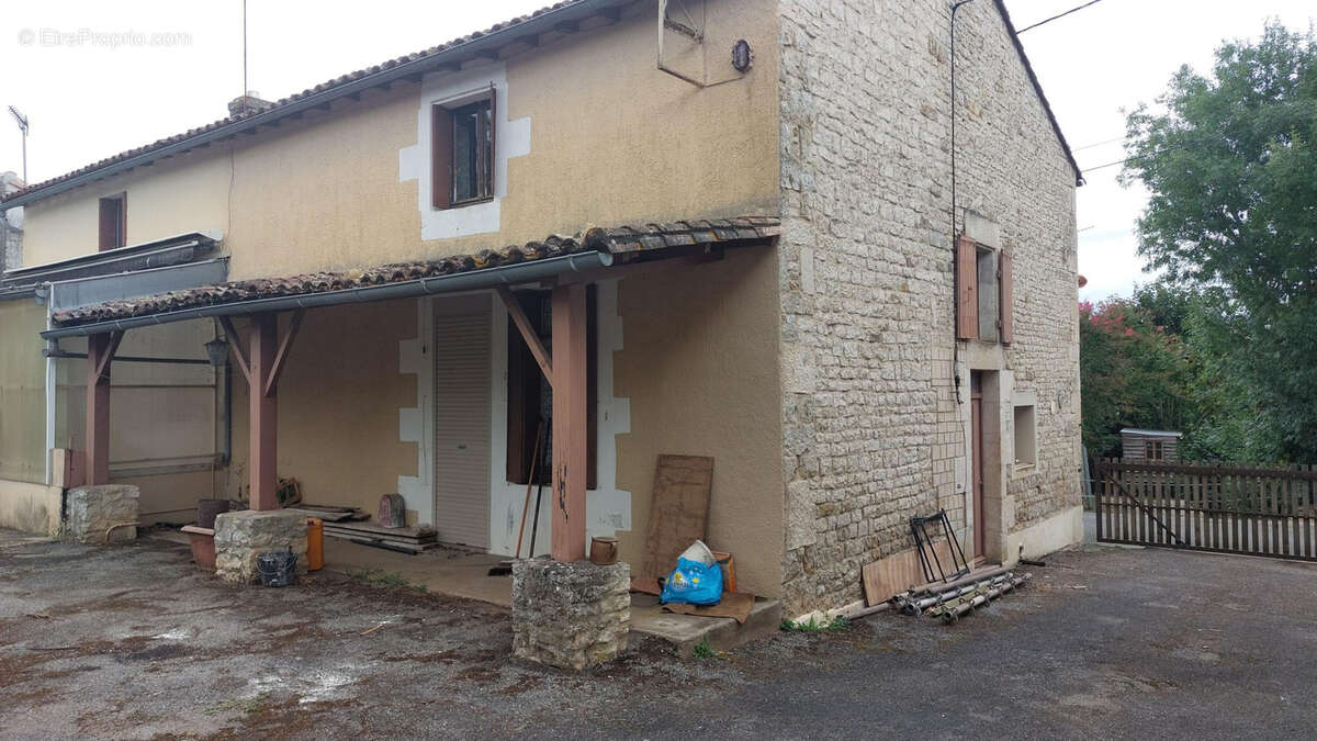 SCIECQ. Maison ancienne à rénover - photo 3