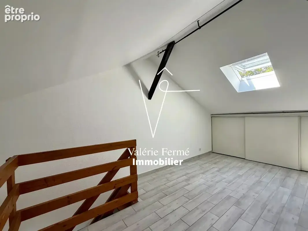 Appartement T1 Bis avec mezzanine (28,38m2 loi carrez (36,19m2 au sol)), "Copropriété de Charme"- Bordeaux. - photo 8