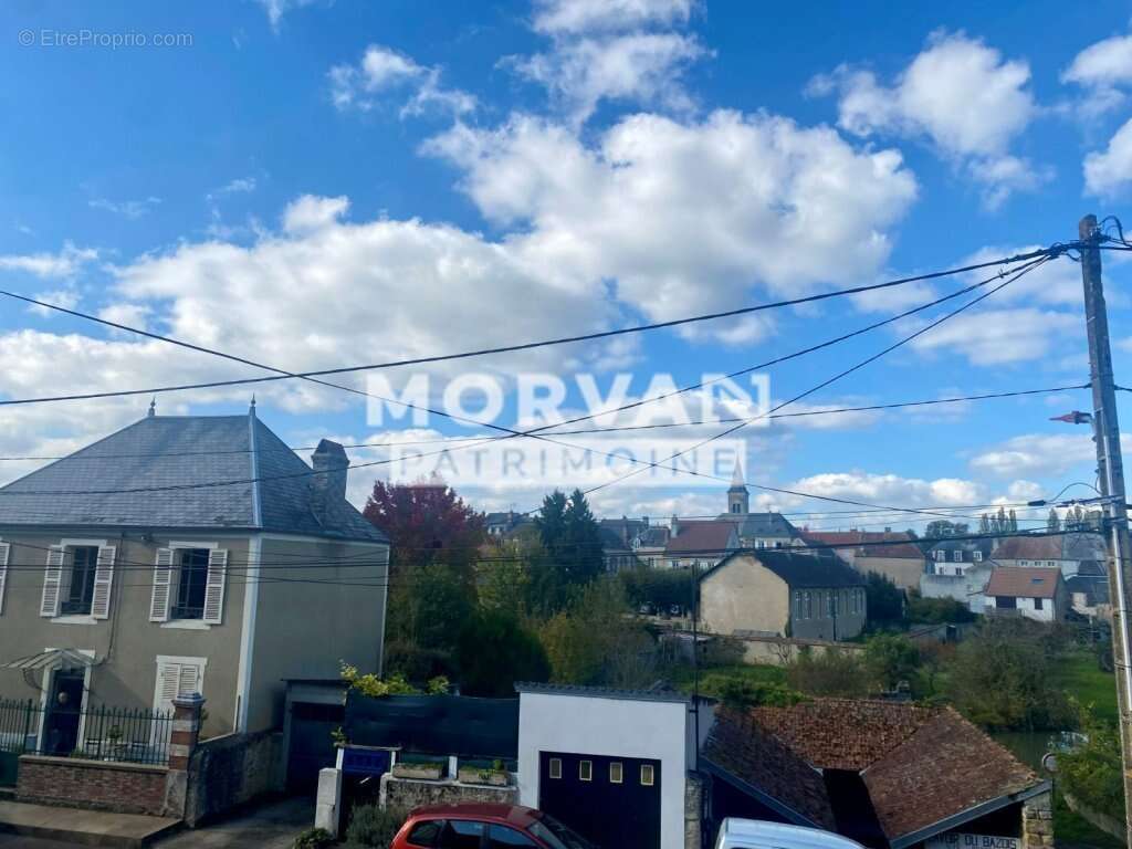 Maison à CHATILLON-EN-BAZOIS