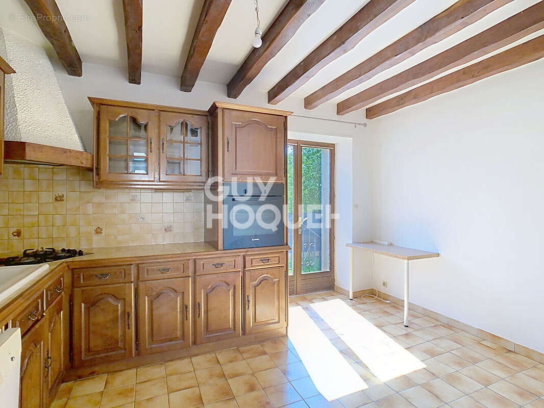 Appartement 4 pièces à vendre à Russy-Bémont - 159 000 - photo 3
