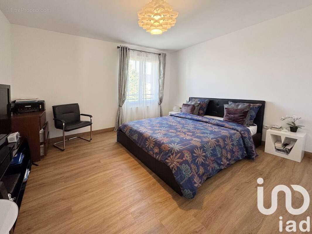 Photo 8 - Maison à COUBERT