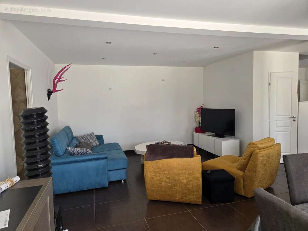 Maison 149 m² à Montpezat-De-Quercy  - photo 5