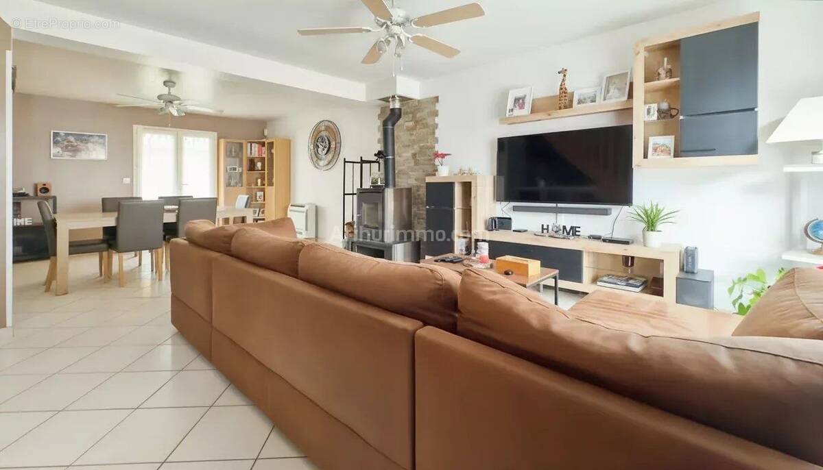 Maison à SAINT-FARGEAU-PONTHIERRY