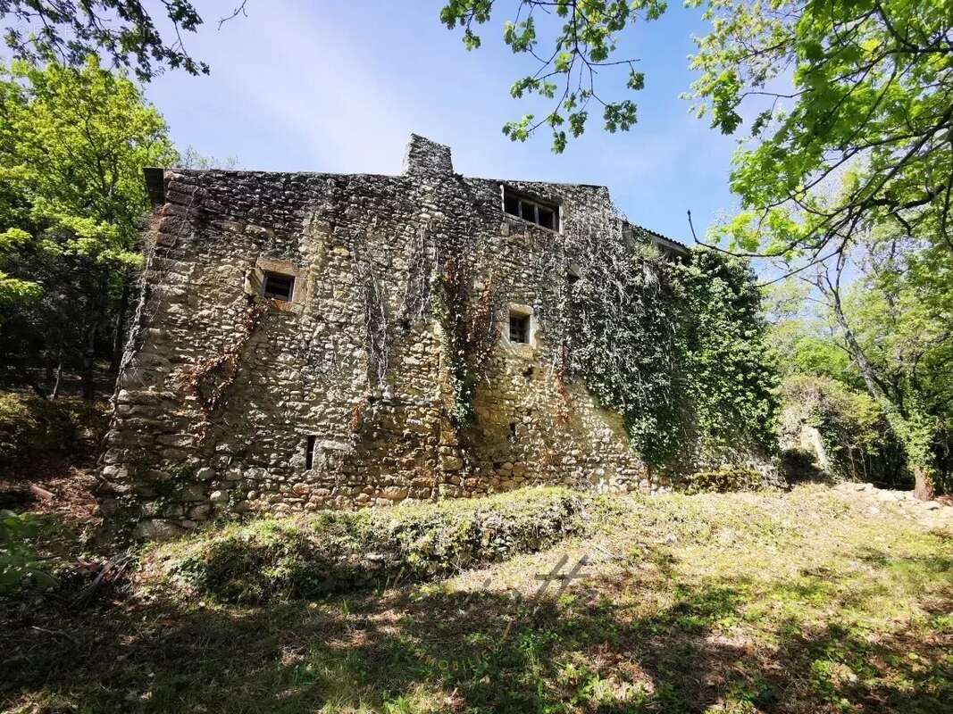 Maison à SAINT-PAUL-TROIS-CHATEAUX