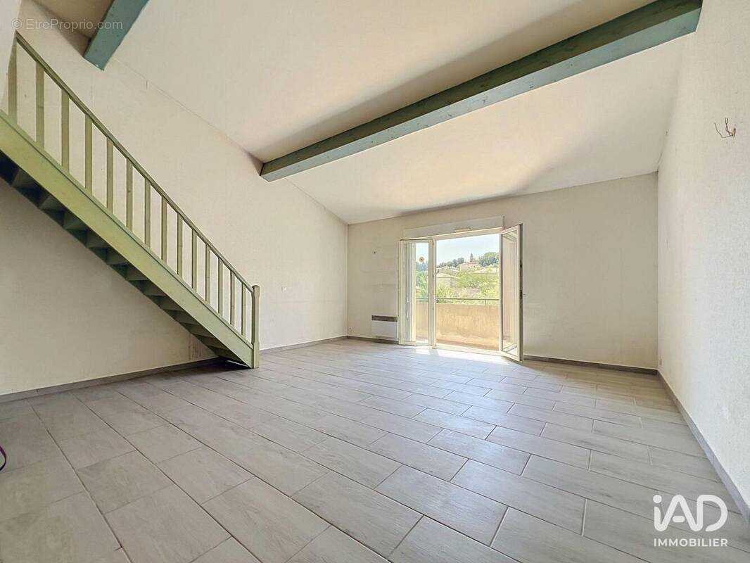 Photo 1 - Appartement à PIERREVERT