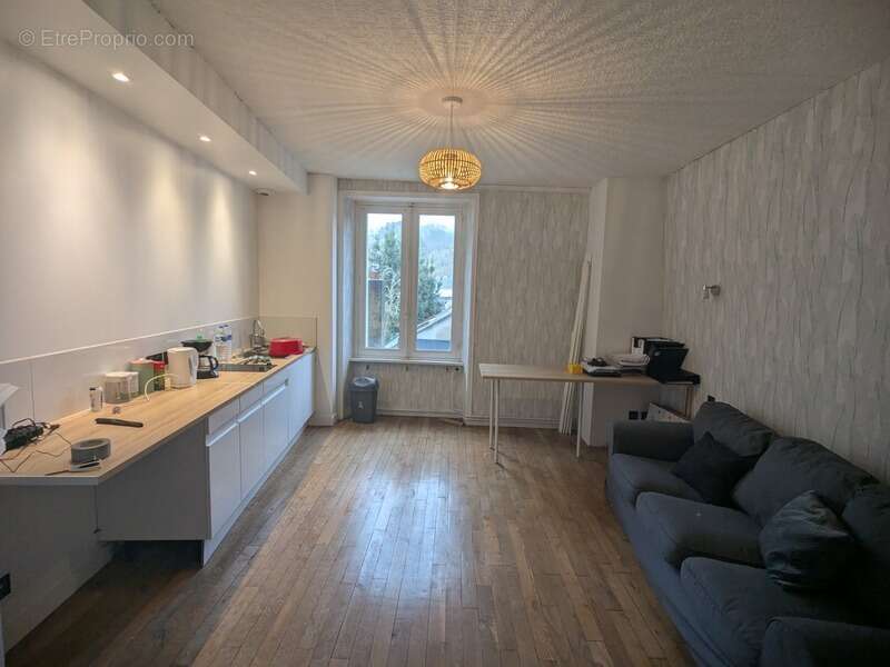 Guemene sur scorff immeuble de 230m² environ sur 3 niveaux avec jardin - photo 8