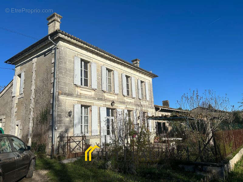 Maison à VERAC