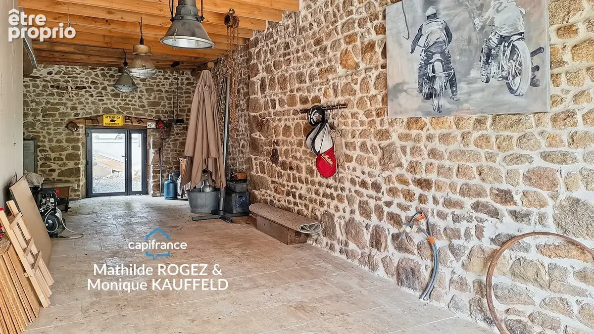 Cunlhat – belle maison en pierres rénovée – jardin 500 m² – grange - photo 42
