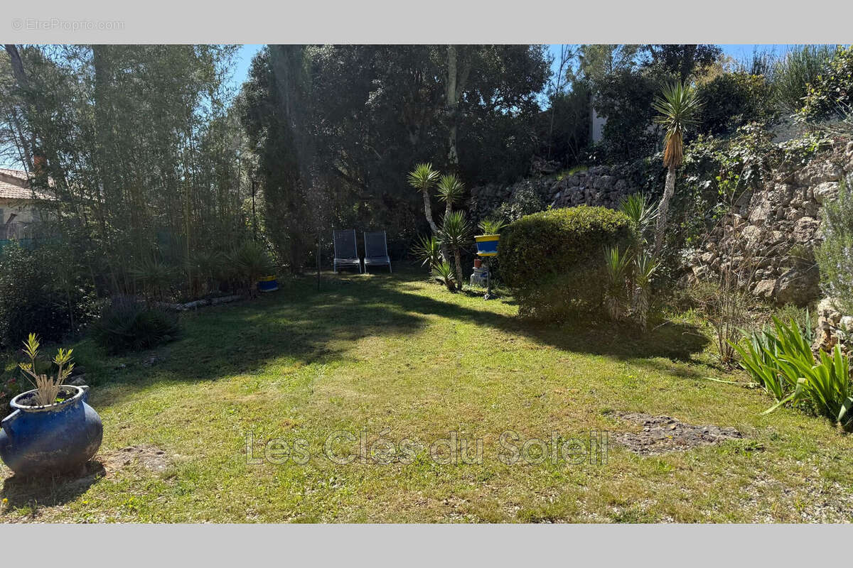 Maison à MONTFORT-SUR-ARGENS