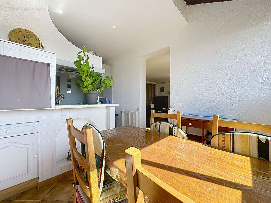 Appartement à MARSEILLE-14E