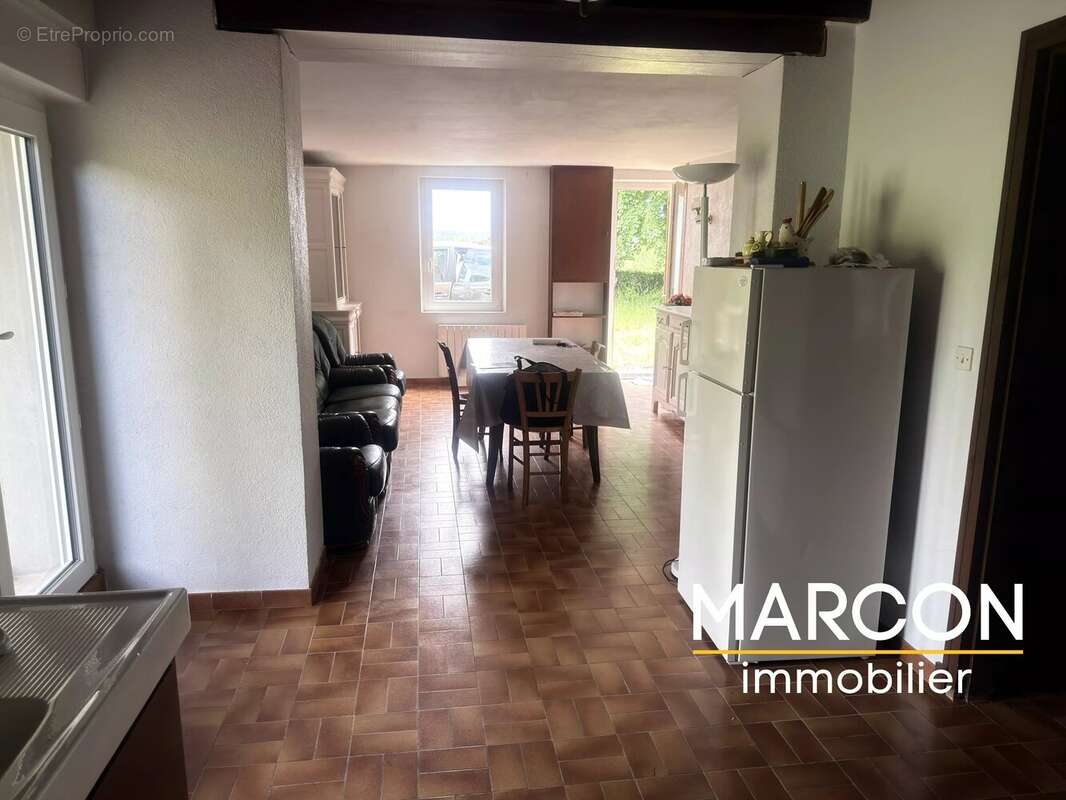Secteur des 3 Lacs - Maison et terrain d'environ 4500 m² - photo 8