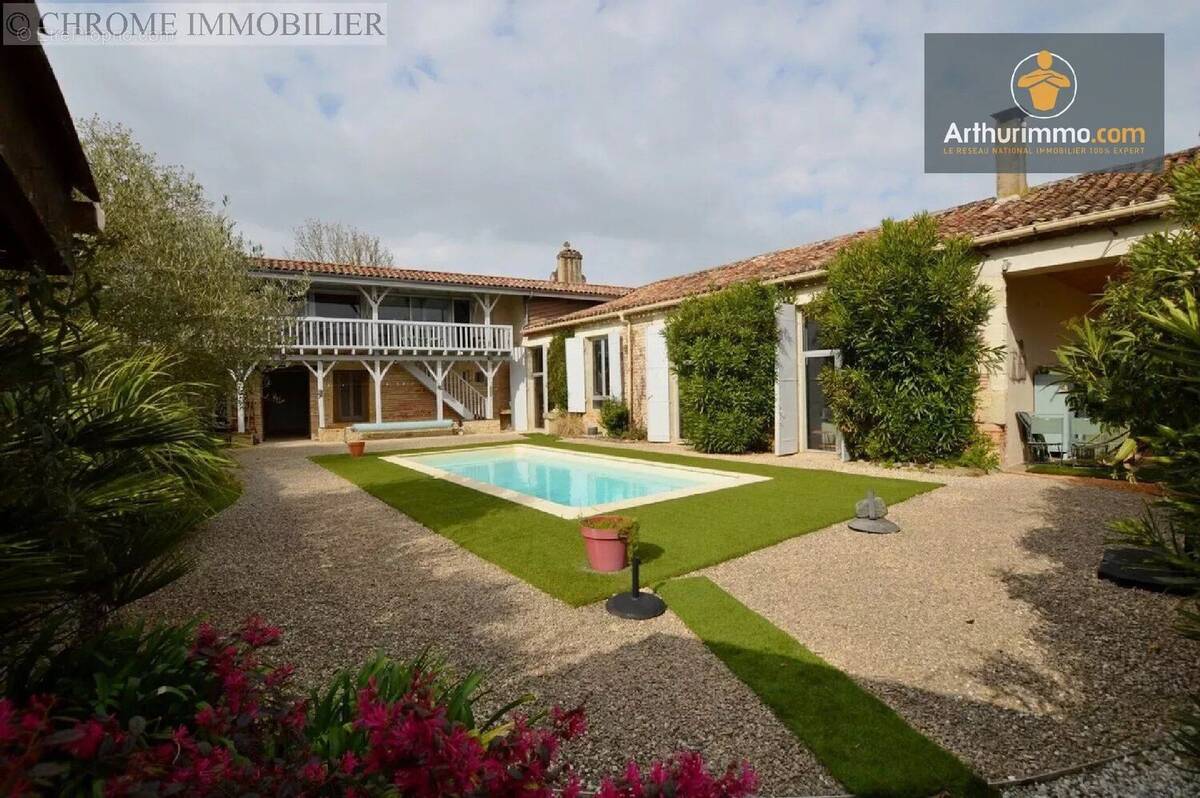 Maison à LE MAS-D'AGENAIS