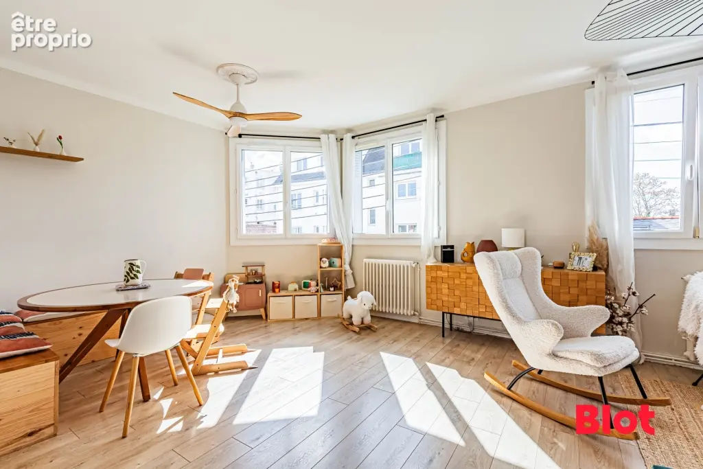 Appartement 3 pièces 74 m² à vendre à Nantes (44000) - photo 2