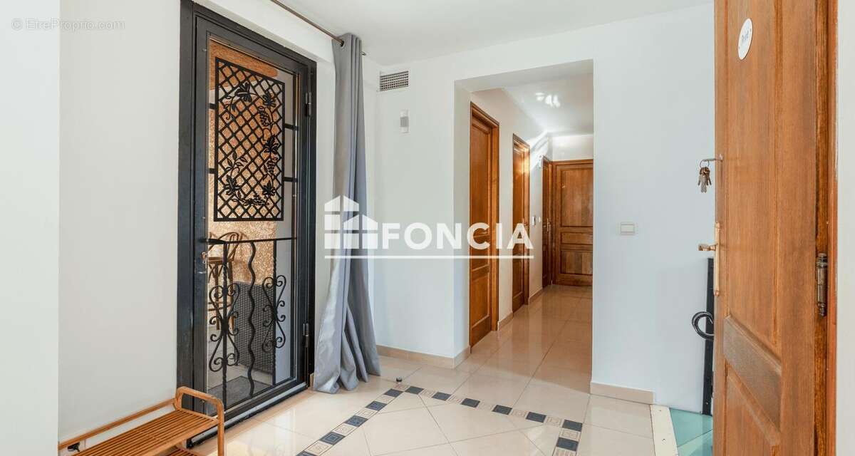 Maison à CREISSAN