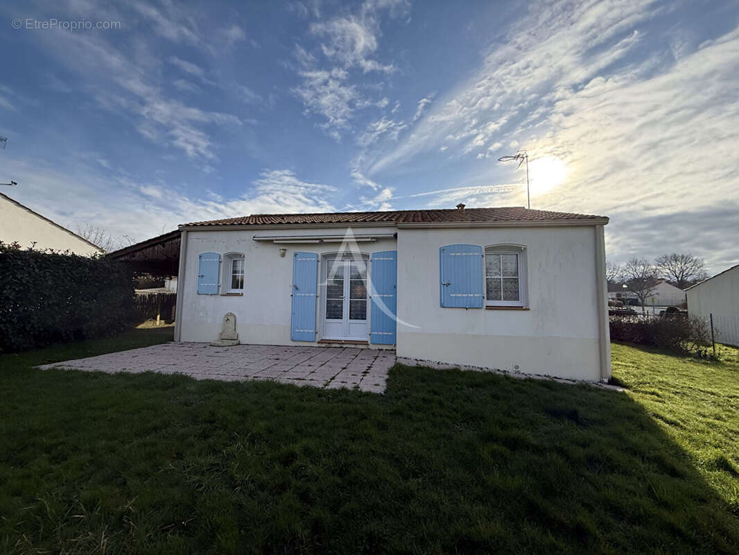 Maison à L&#039;AIGUILLON-SUR-VIE