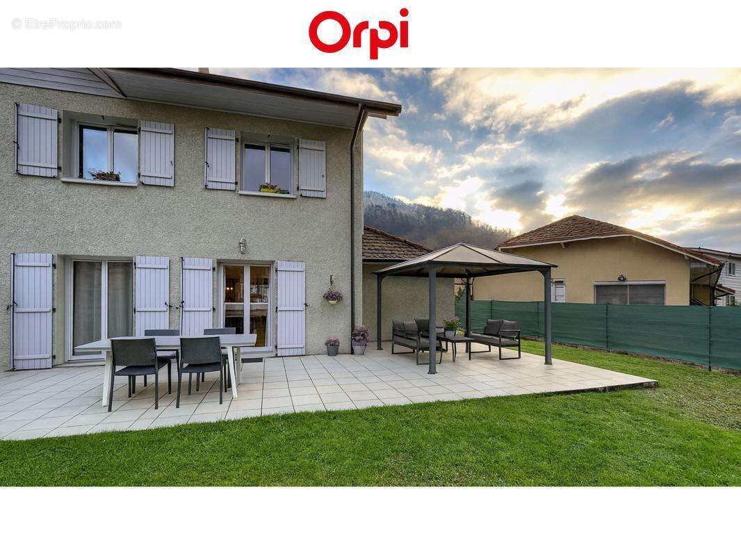 Maison à SAINT-JEOIRE